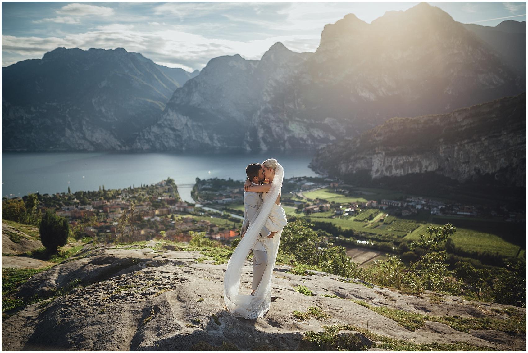 destination wedding on lake Garda