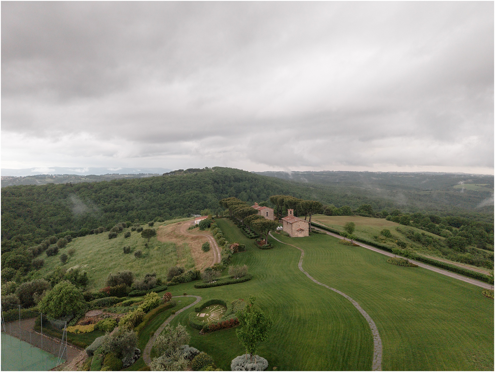 Best Destination Wedding Photographer in Italy - Style, Emotion Editorial Portraits